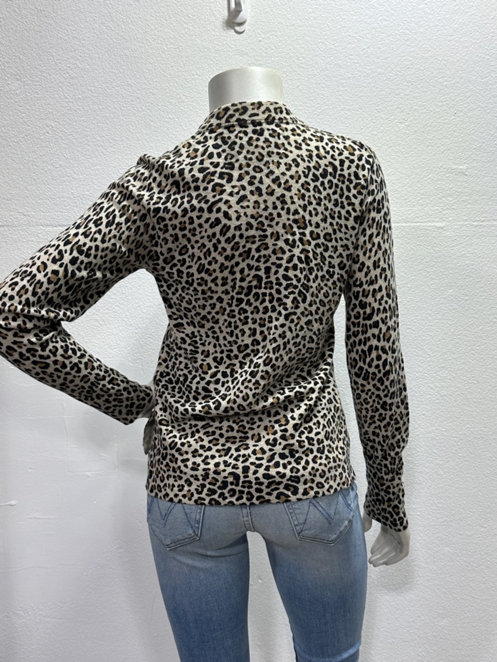ZADIG&VOLTAIRE 
Lirius Cashmere Leopard-Print Sweater - Picture 3 of 13